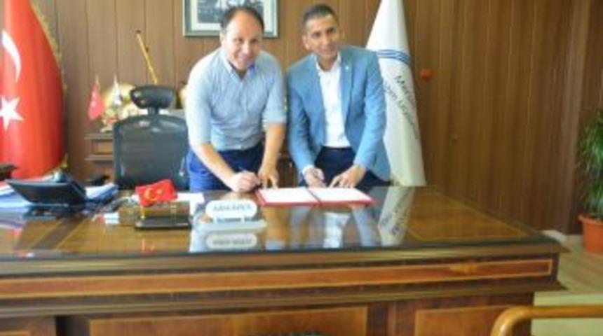 Mersin Barosu İle Milli Eğitim M&uuml;d&uuml;rl&uuml;ğ&uuml; İşbirliği Protokol&uuml; İmzaladı
