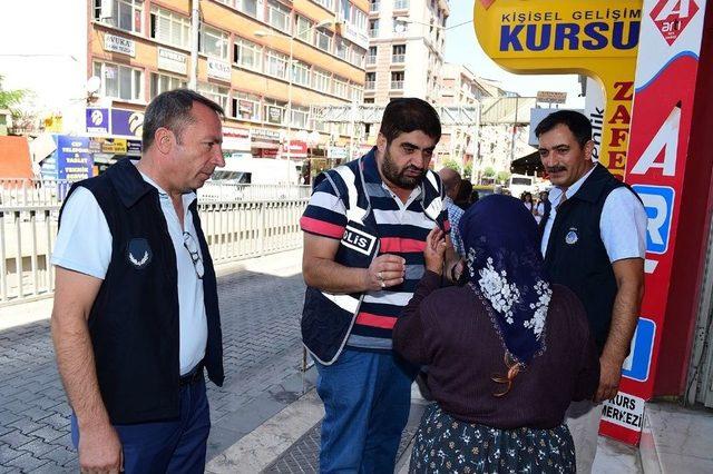 Mobil Huzur Ekibinden Dilencilere Yönelik Denetim