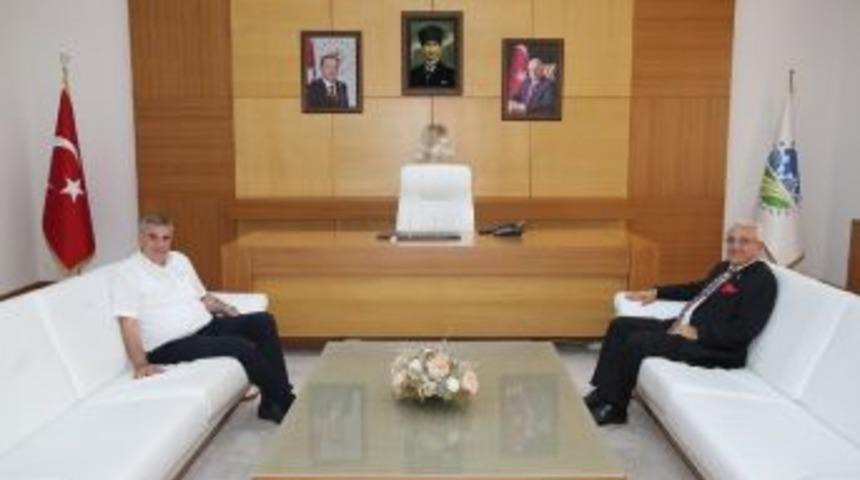 Başkan To&ccedil;oğlu Başsavcı Dursun&rsquo;u Ağırladı