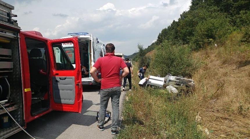 Otomobil Takla Attı: 5 Yaralı