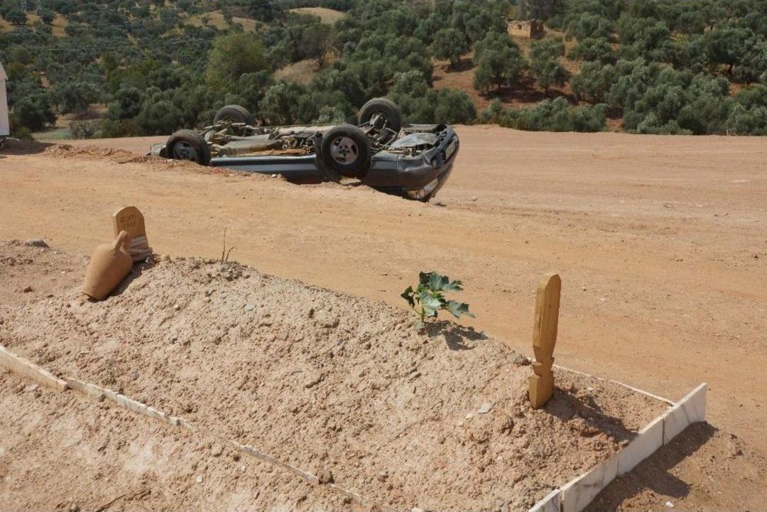 Kaza Yapan İmam Cenazeyi Defnedemedi