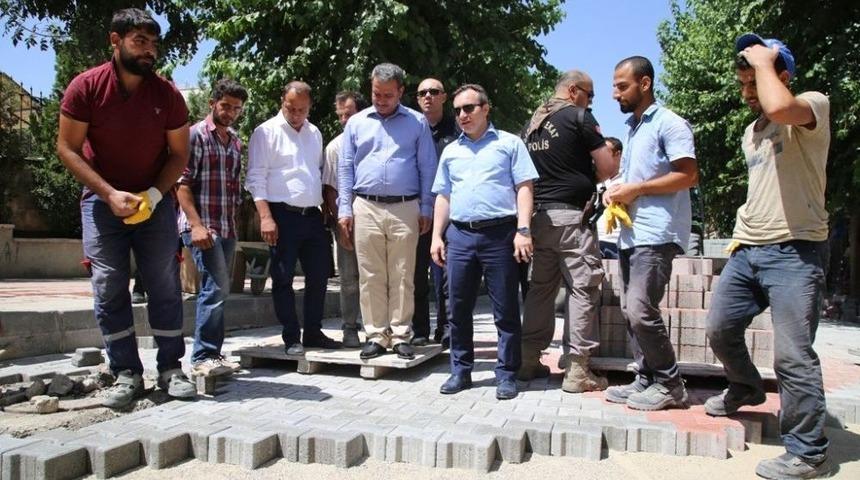 Siirt&rsquo;te Kaldırım Ve Asfalt &Ccedil;alışmaları S&uuml;r&uuml;yor