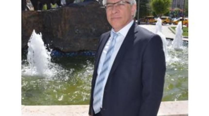 Kurban Bayramı &Ouml;ncesi Etten Bulaşan Hastalıklara Dikkat