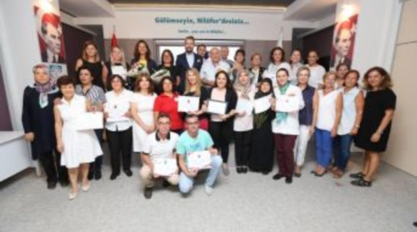 Nil&uuml;fer Belediyesi Meslek Edindirmeye Devam Ediyor