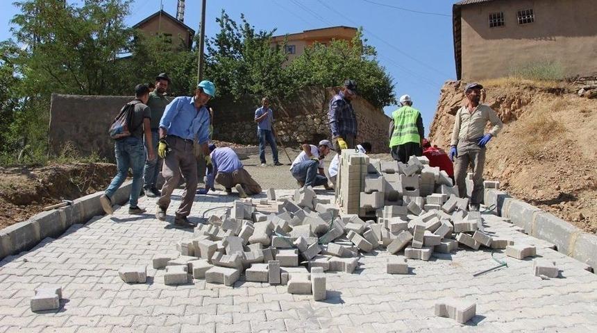 Şemdinli Belediyesi&rsquo;nde &Ccedil;alışmaları Devam Ediyor.