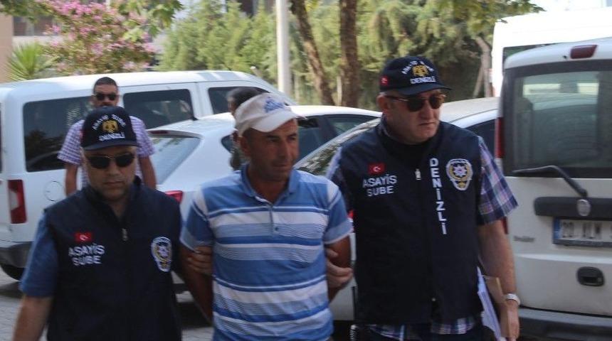 Boşanmak &Uuml;zere Olduğu Eşinin Arkadaşını Bı&ccedil;aklayan Şahıs Tutuklandı