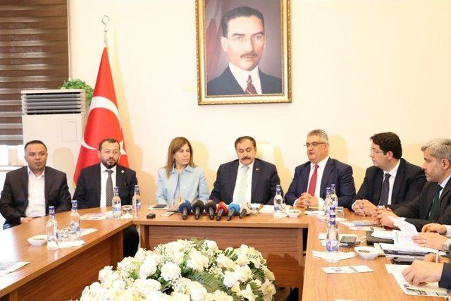 Bakan Eroğlu Aksaray&rsquo;da 350 Milyon Liralık Projelerin Temelini Attı 3