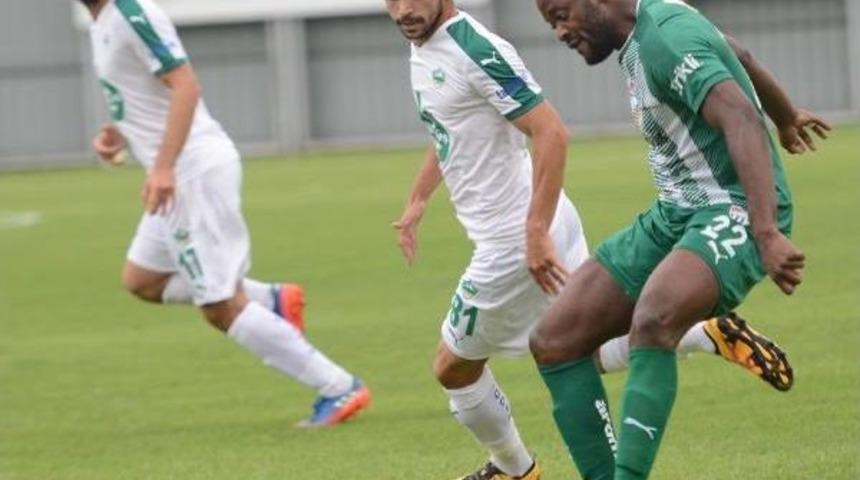 Bursaspor Hazırlık Ma&ccedil;ında Yeşil Bursa'ya Gol Yağdırdı: 7-0