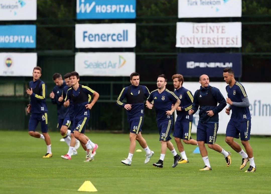 Fenerbah&ccedil;e, Vardar Ma&ccedil;ı Hazırlıklarını S&uuml;rd&uuml;rd&uuml;