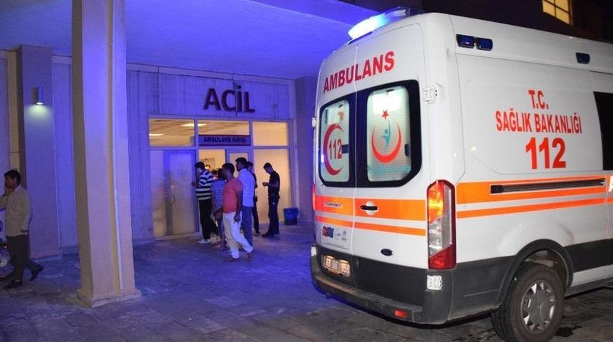 Viranşehir&rsquo;de Trafik Kazası: 1 &Ouml;l&uuml;, 4 Yaralı