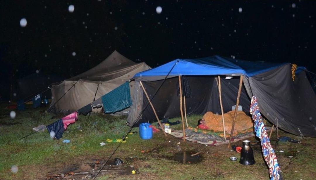 Mevsimlik İş&ccedil;iler Yağmur Mağduru Oldu