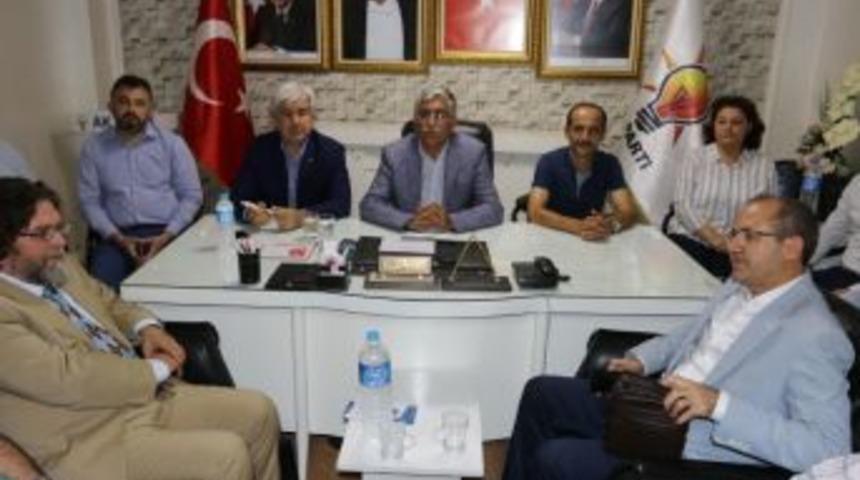 Ak Parti’li Şenyiğit Aday Olmayacağını Açıkladı