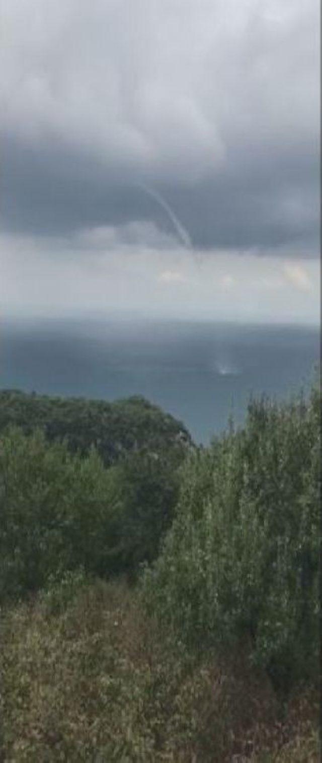 Cide'de Deniz Üzerinde Oluşan Hortum Böyle Görüntülendi 