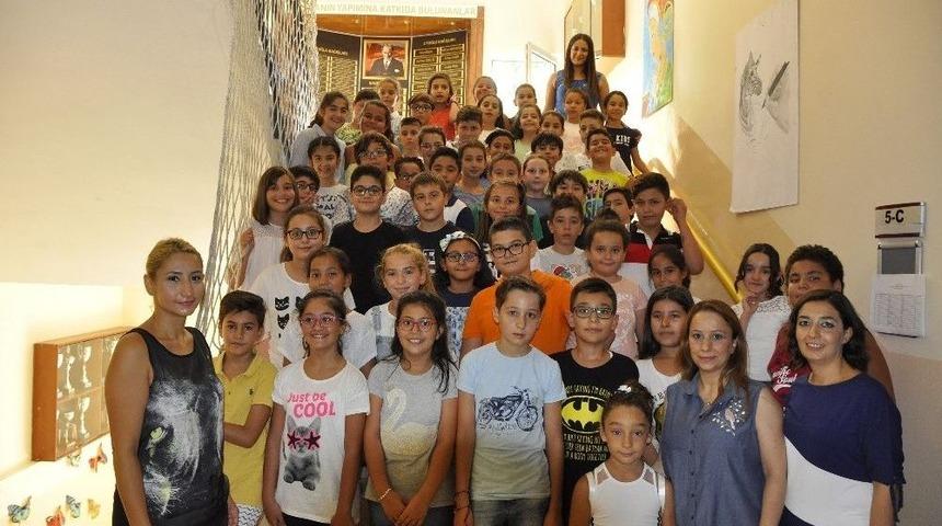 Gkv &Ouml;zel Ortaokulu &Ouml;ğrencileri Oryantasyonda