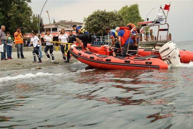 Afad Ekiplerinden, Körfez’de Kurtarma Tatbikatı