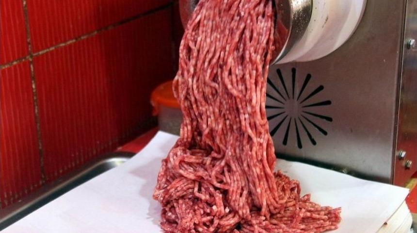 Sokakta Kıyma &Ccedil;ekmenin Cezası 3 Bin 200 Tl