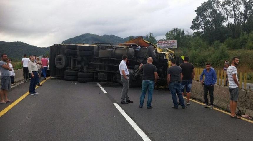 Bolu Dağı&rsquo;nı Trafiğe Kapattı