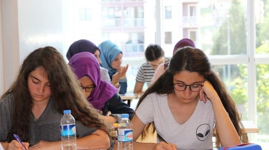 Akademi Lise&rsquo;de Yeni D&ouml;nem İ&ccedil;in Kayıtlar Başladı