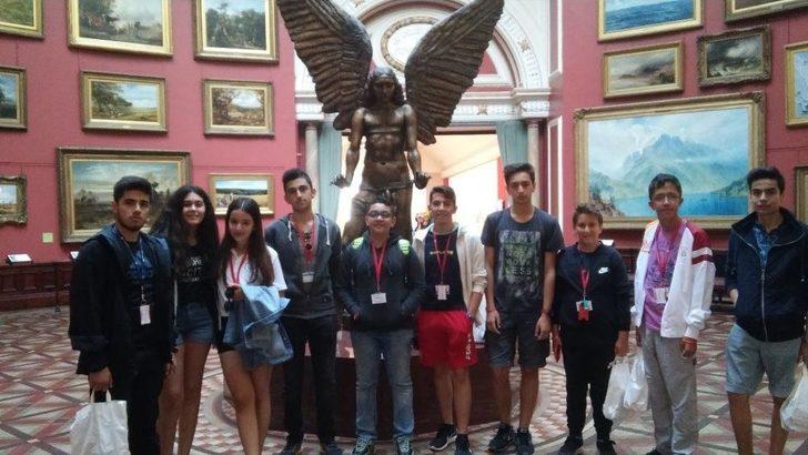 İngiltere’de Gaziantep Kolej Vakfı Rüzgarı G2