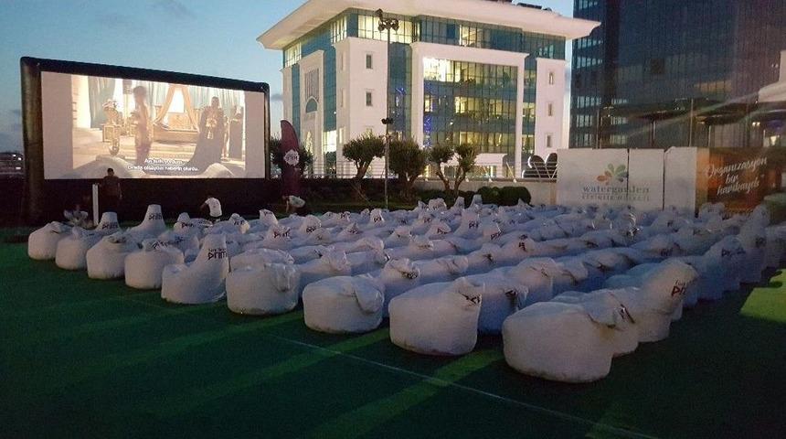 Watergarden İstanbul A&ccedil;ık Hava Sinemasında Bu &ldquo;la La Land- Aşıklar Şehri&rdquo; Sinemaseverler İle Buluşacak
