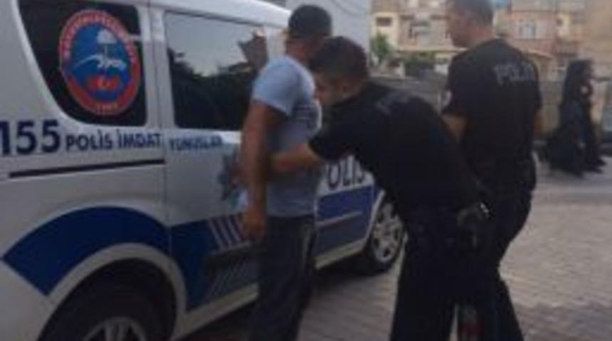 Adıyaman&rsquo;da Gen&ccedil; Kızı Taciz Ettiği İddiası: 1 G&ouml;zaltı