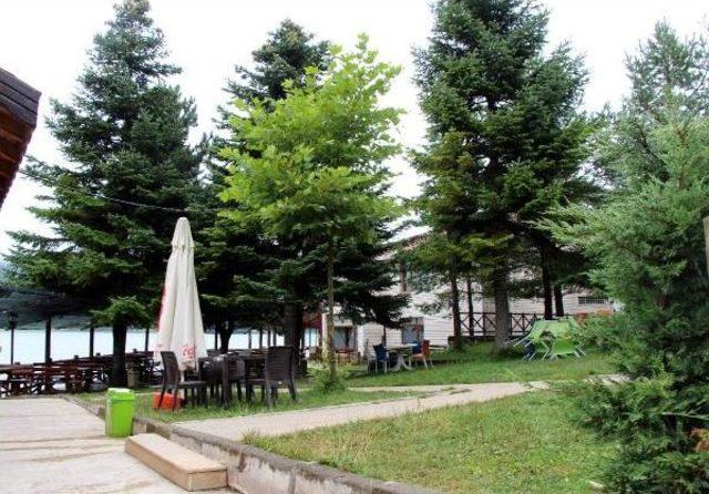 Abant ta Ka&ccedil;ak Yapılaşmaya Su&ccedil; Duyurusu 3