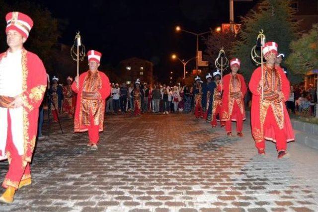 Ahlat-Avrasya Şenlikleri Başladı