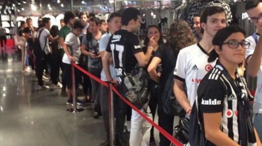 Vodafone Park&rsquo;ta Pepe Kuyruğu