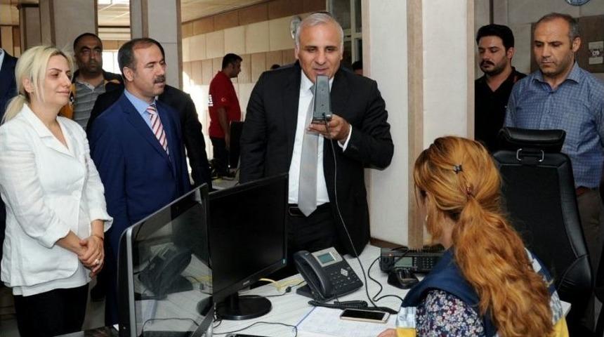 Vali Zorluoğlu Kamu Hastaneleri Birliği Genel Sekreterliğini Ziyaret Etti