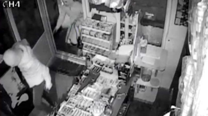 İkinci Kez Soymaya Kalkınca Yakalandı