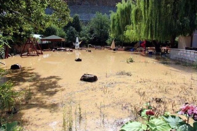 Zonguldak'ta Yağmurun Ardından Hasar Tespit Çalışmalarına Başlandı