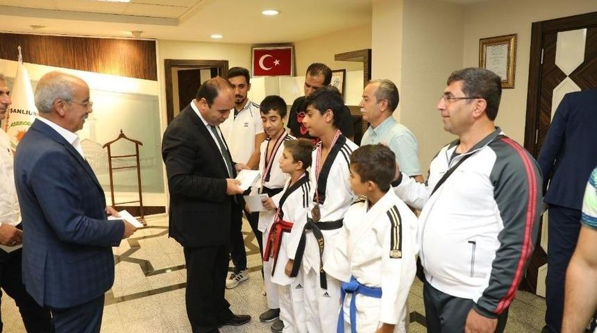 B&uuml;y&uuml;kşehir, Gen&ccedil; Yetenekleri Keşfediyor