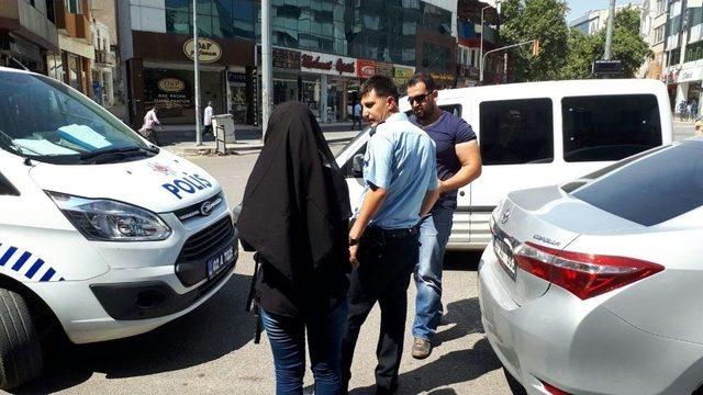 Sırt Çantalı Şüpheli Kadın Polis Ekiplerini Harekete Geçirdi