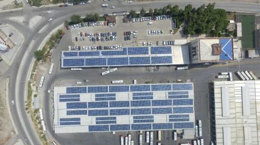 İzmir, Elektrikli Otob&uuml;sle 436 Ton Karbondioksitten Kurtuldu