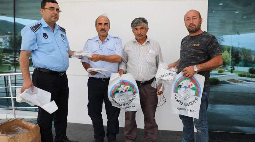 K&ouml;rfez Belediyesi 30 Bin Adet Kurban Poşeti Dağıttı