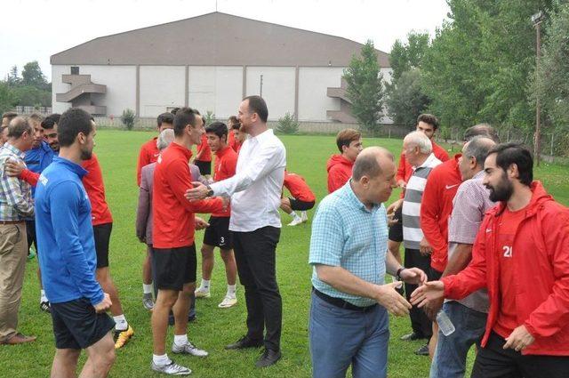 İnegölspor’a Eski Başkanlardan Tam Destek