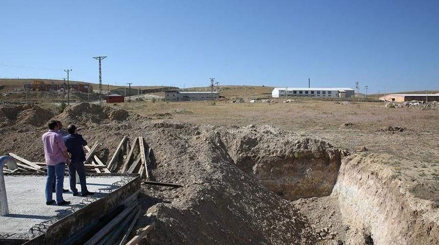 Vali Pehlivan, Organize Sanayi B&ouml;lgesinde İncelemelerde Bulundu