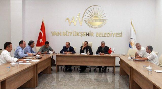 City Van Avm’nin Kiralama İhalesi Yapıldı