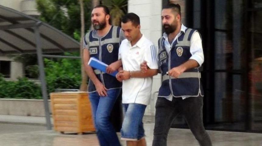 Ş&uuml;phelinin &Uuml;zerinden 560 Gram Esrar &Ccedil;ıktı