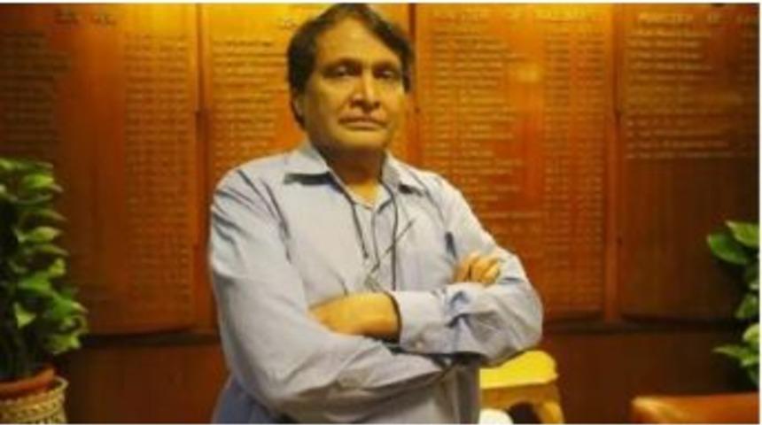 Hindistan'da Demiryolu Bakanı Istifa Etti, Başbakan Geri &Ccedil;evirdi