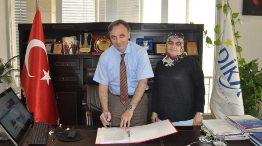 Dika&rsquo;dan Polis Eşlerine Proje