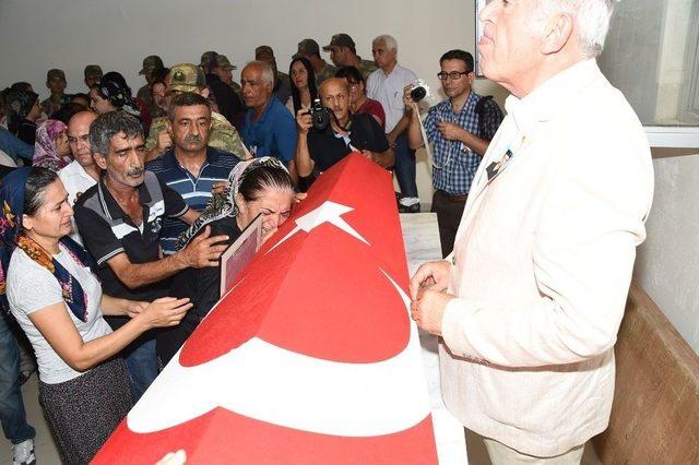 Burun Ameliyatının Ardından Hayatını Kaybeden Asker Toprağa Verildi