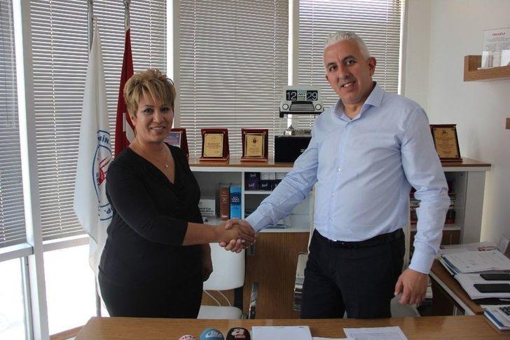 Ivanka Trump’ın Övgüyle Bahsettiği Kadın Şoför Konuştu: "benim Aracımla Bir Kez Seyahat Etmesini İstiyorum" G3