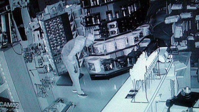 15 Dakikada 700 Bin Lirayı Böyle Çaldılar