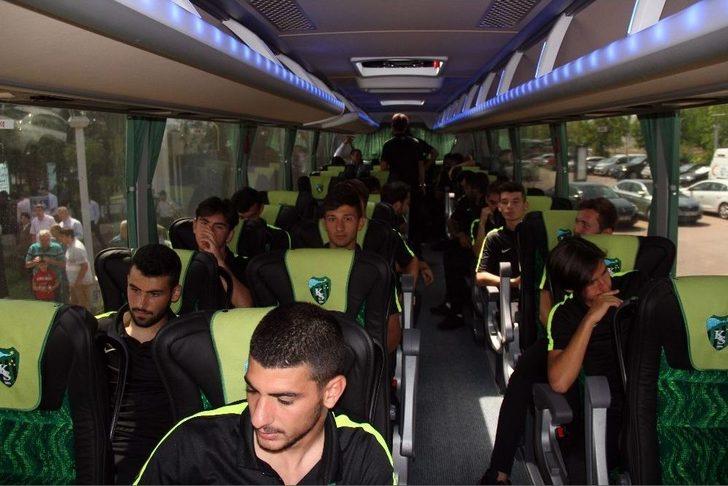 Kocaelispor Yeni Takım Otobüsünü Teslim Aldı G3