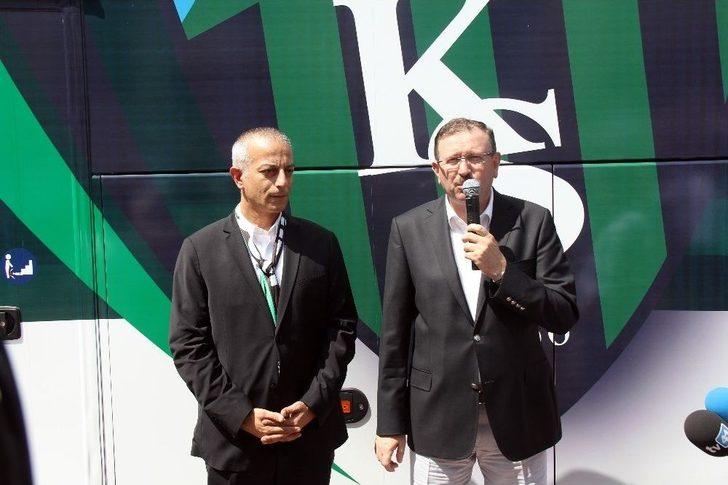 Kocaelispor Yeni Takım Otobüsünü Teslim Aldı G5