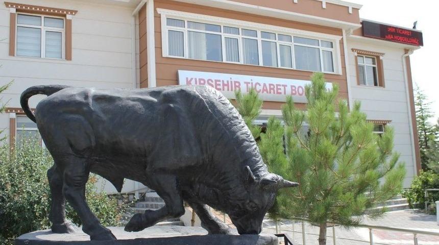 Kırşehir&rsquo;de Kurbanlıklar Pazar G&uuml;n&uuml; G&ouml;r&uuml;c&uuml;ye &Ccedil;ıkacak