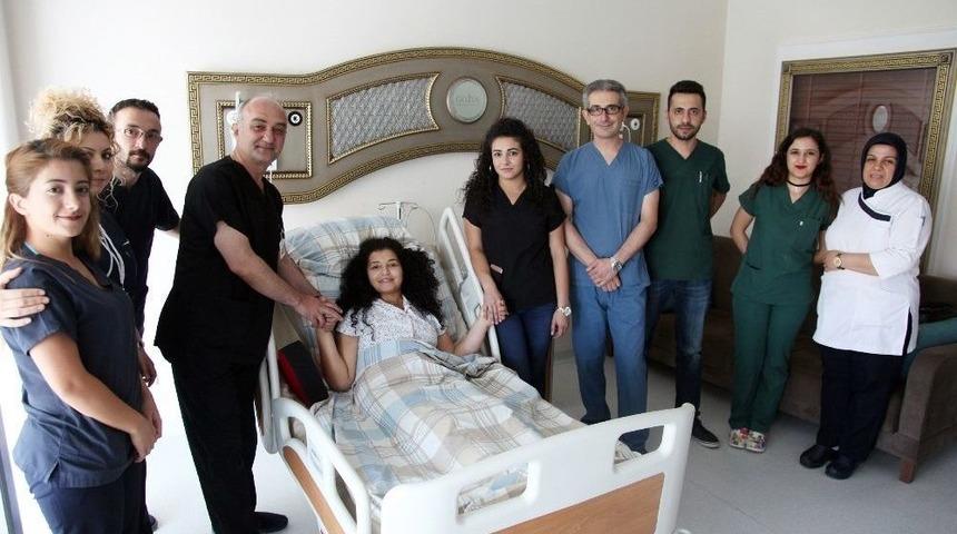 Boynu Ağrıyan Kadın &Ouml;l&uuml;mden D&ouml;nd&uuml;