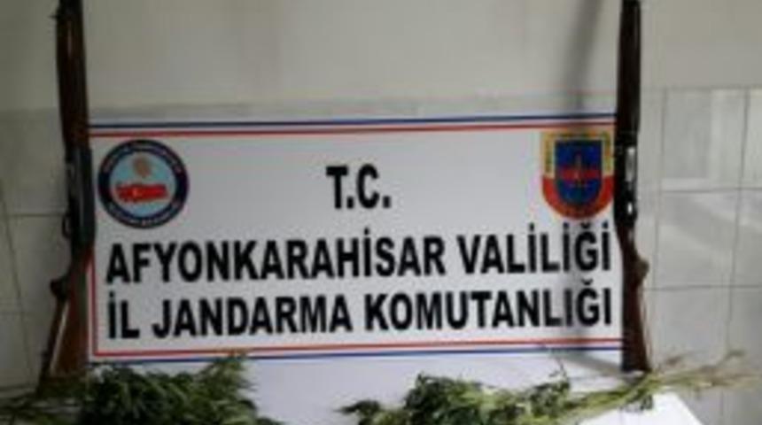 Jandarma 75 K&ouml;k Keneviri İle Ruhsatsız Av T&uuml;fekleri Ele Ge&ccedil;irdi