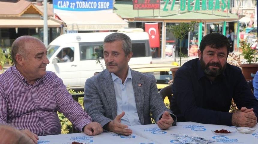 Belediye Başkanı Tahmazoğlu Taksicilerle Buluştu